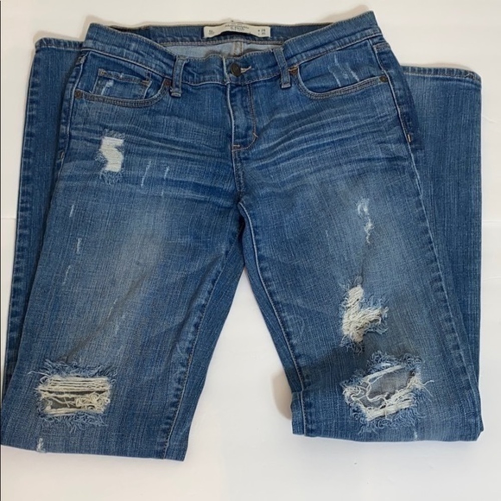 Abercrombie & Fitch Fallon Distressed Jeans - Picture 5 of 8